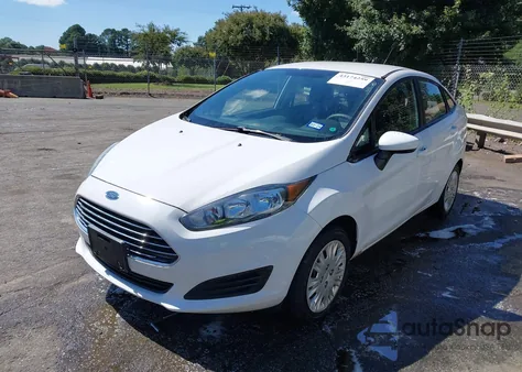 2017 Ford Fiesta S z USA, uszkodzony, nr VIN 3FADP4AJ7HM103832